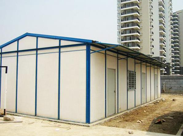 用彩鋼板搭建活動板房有什么優(yōu)勢？